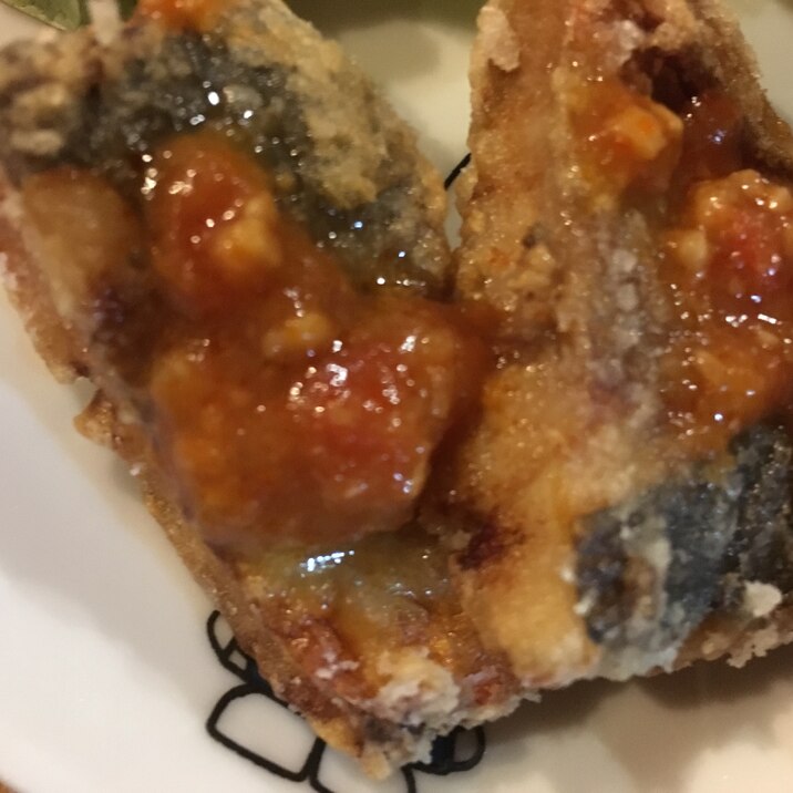 サバ唐揚げのチリトマトソースかけ